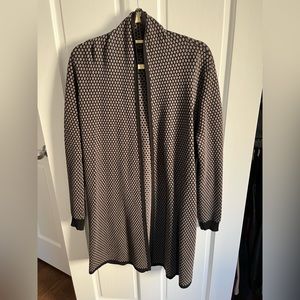 Cute brown and black polka dot cardigan - size L. Perfect for all seasons!